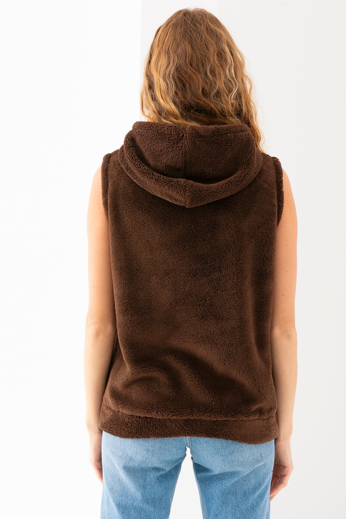 Kadın Kahverengi Kapşonlu Kolsuz Peluş Yelek