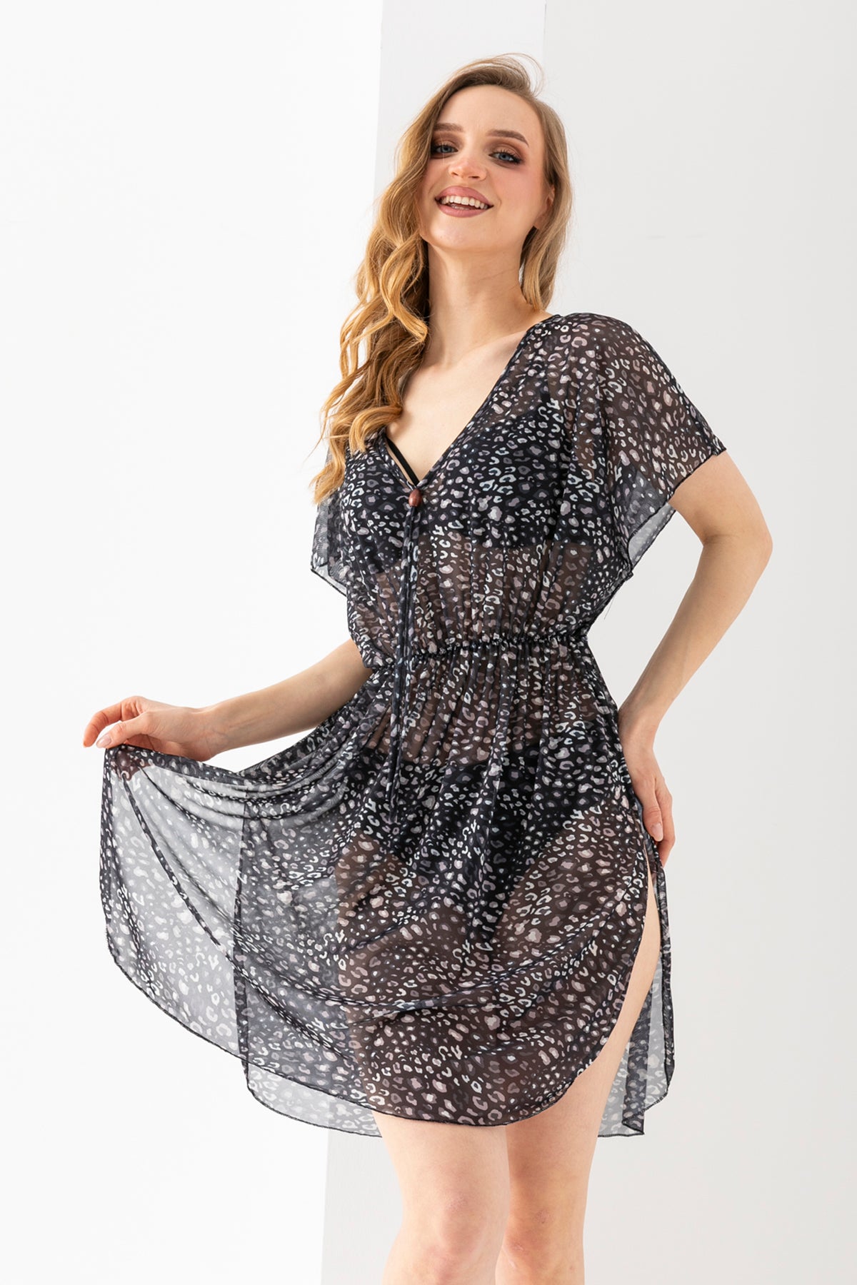 Kadın Füme Leopar Desenli Yanları Yırtmaçlı Plaj Elbisesi