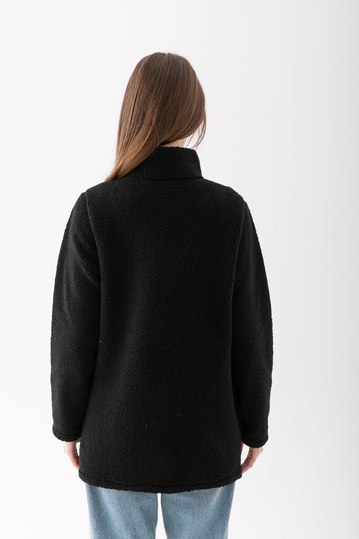 Kadın Siyah Dik Yaka Fermuarlı Polar Ceket