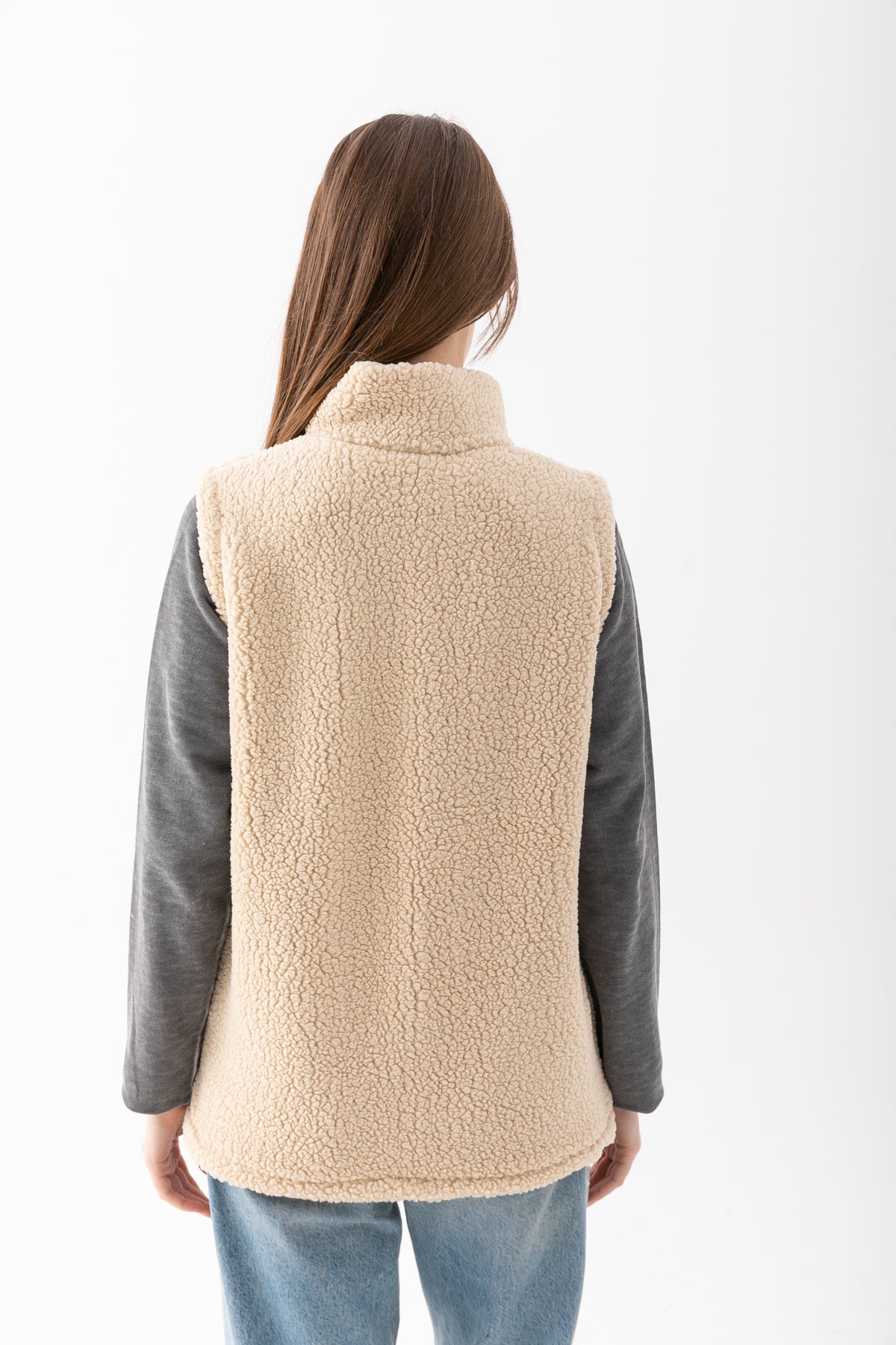 Kadın Krem Dik Yaka Fermuarlı Polar Yelek