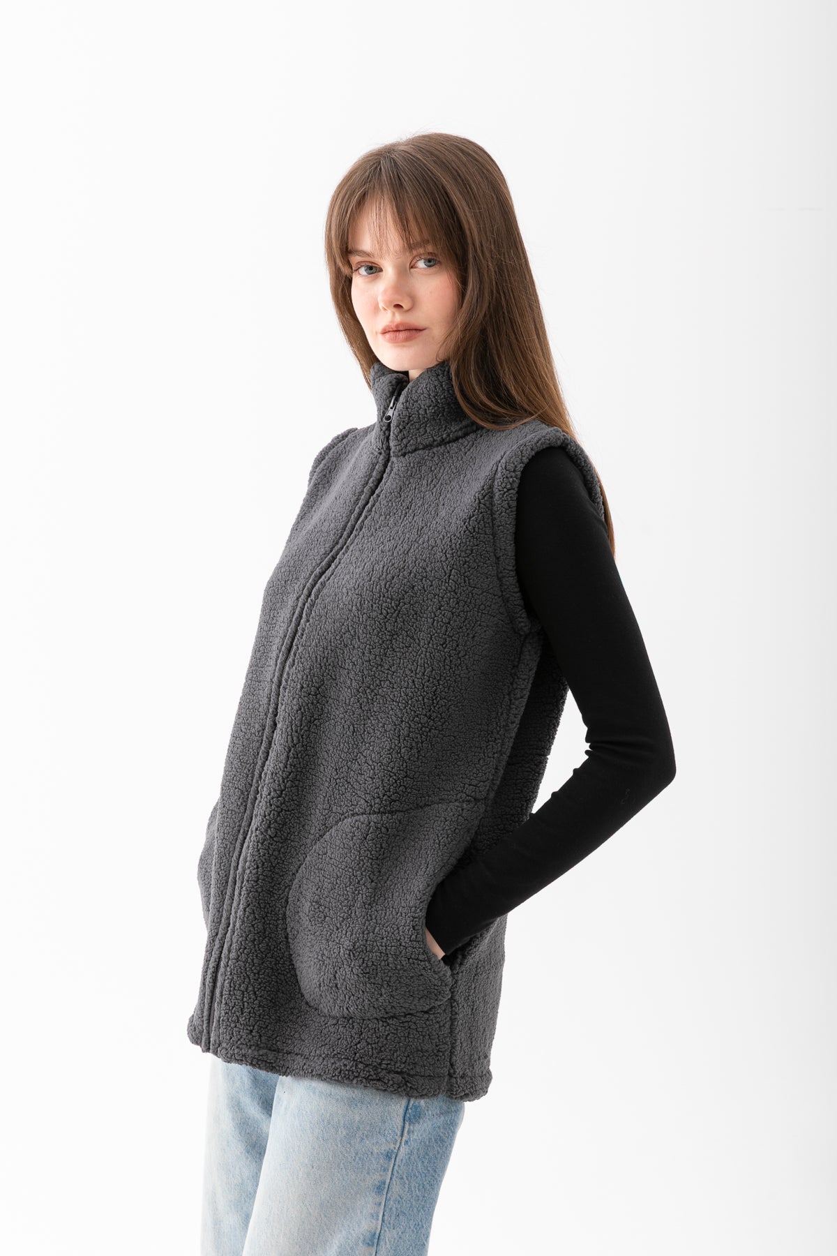 Kadın Füme Dik Yaka Fermuarlı Polar Yelek