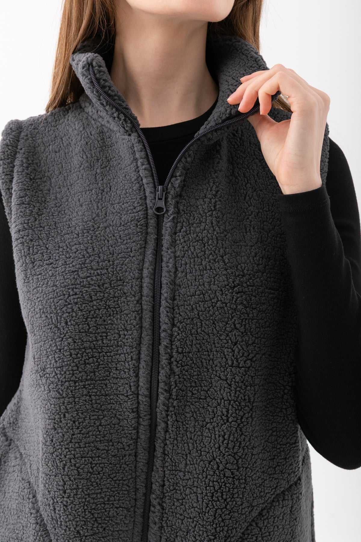 Kadın Füme Dik Yaka Fermuarlı Polar Yelek