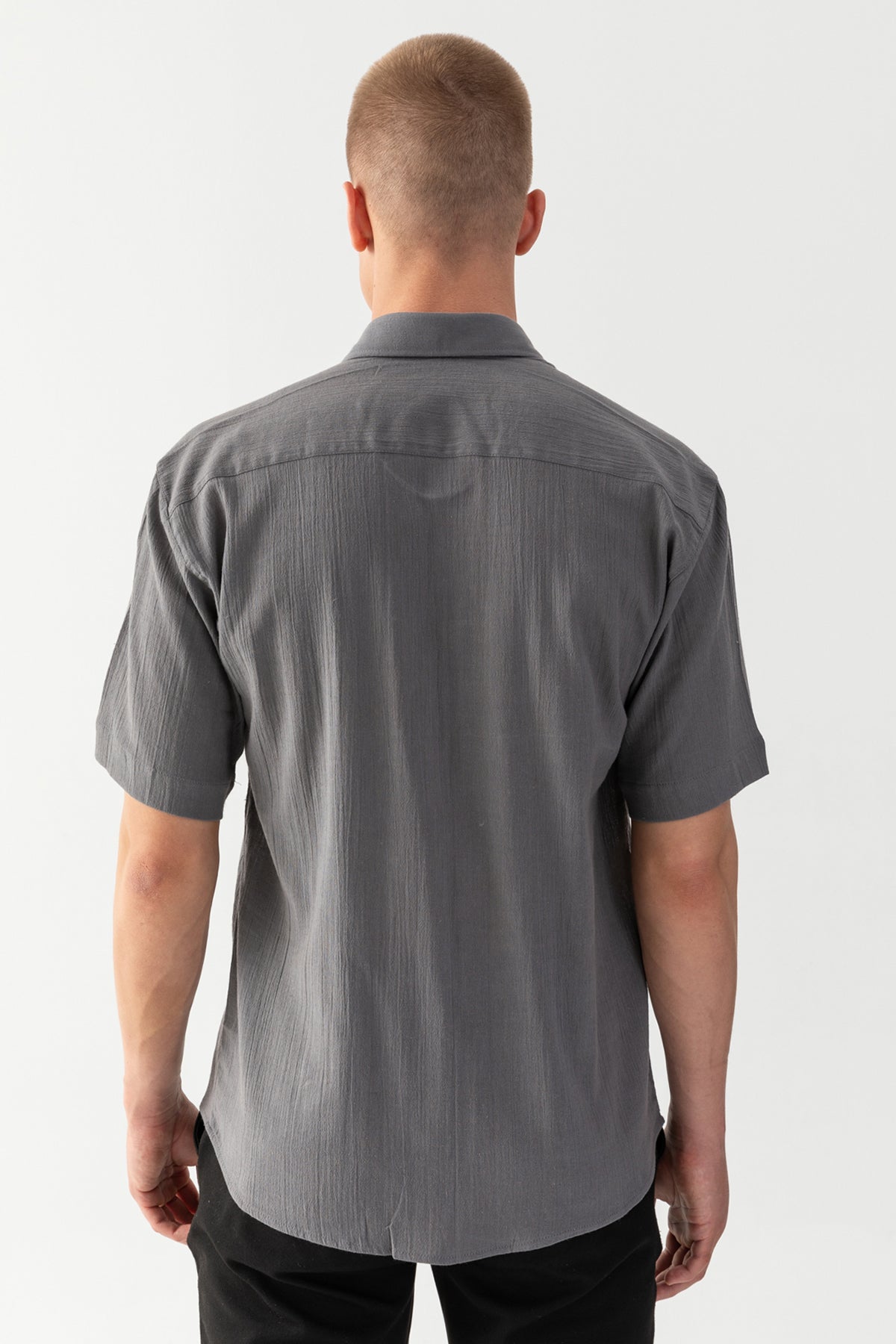 Erkek Füme %100 Pamuk Dokuma Kısa Kollu Rahat Kesim Cep Detaylı Şile Kumaş Gömlek