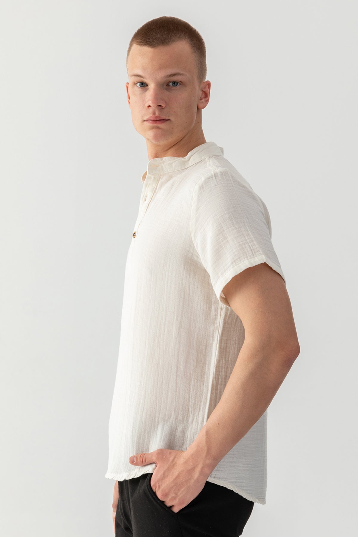 Erkek Taş %100 Pamuk Hakim Yaka Kısa Kollu Regular Fit Müslin Tişort