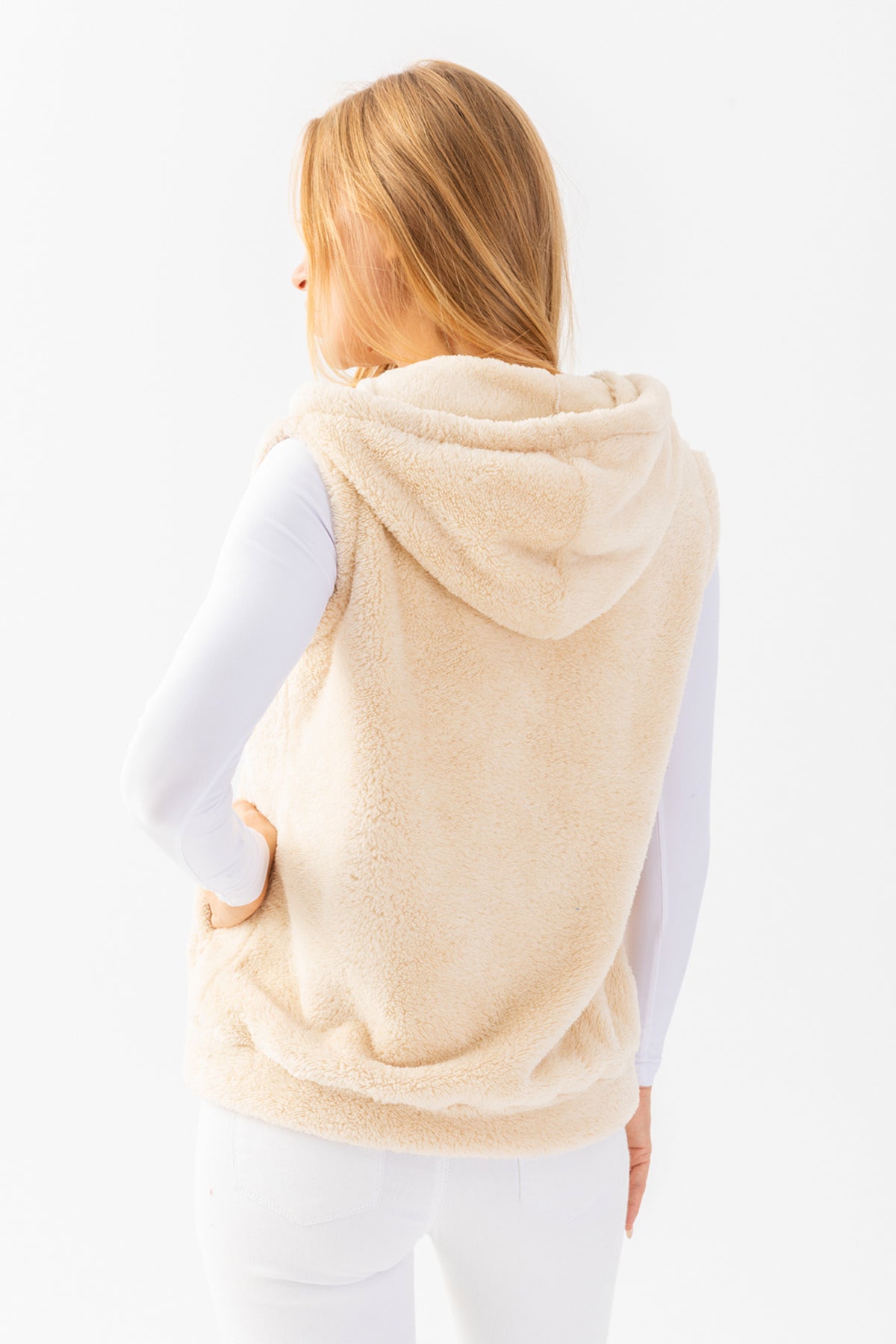 Kadın Koyu Krem Kapşonlu Kolsuz Peluş Yelek