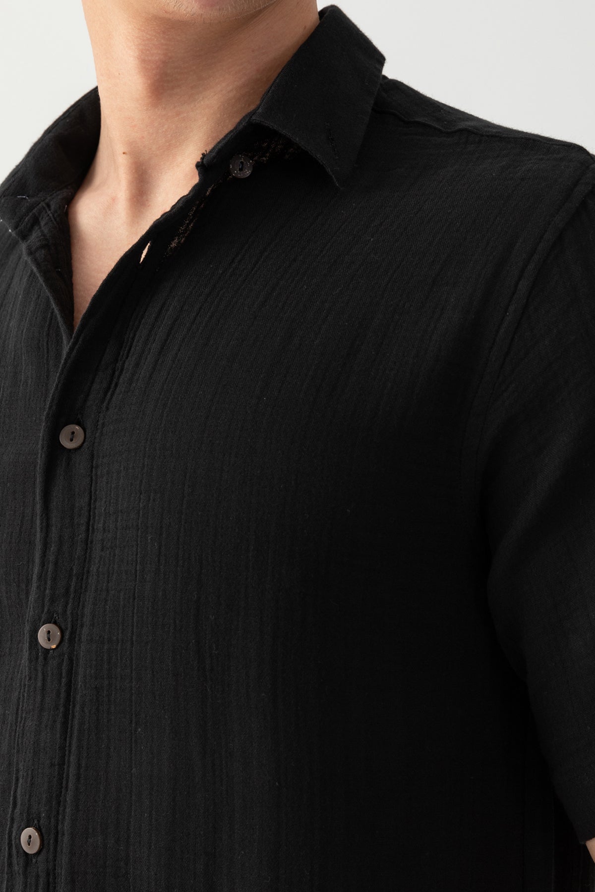 Erkek Siyah %100 Pamuk Kısa Kollu Regular Fit Bürümcük Müslin Gömlek