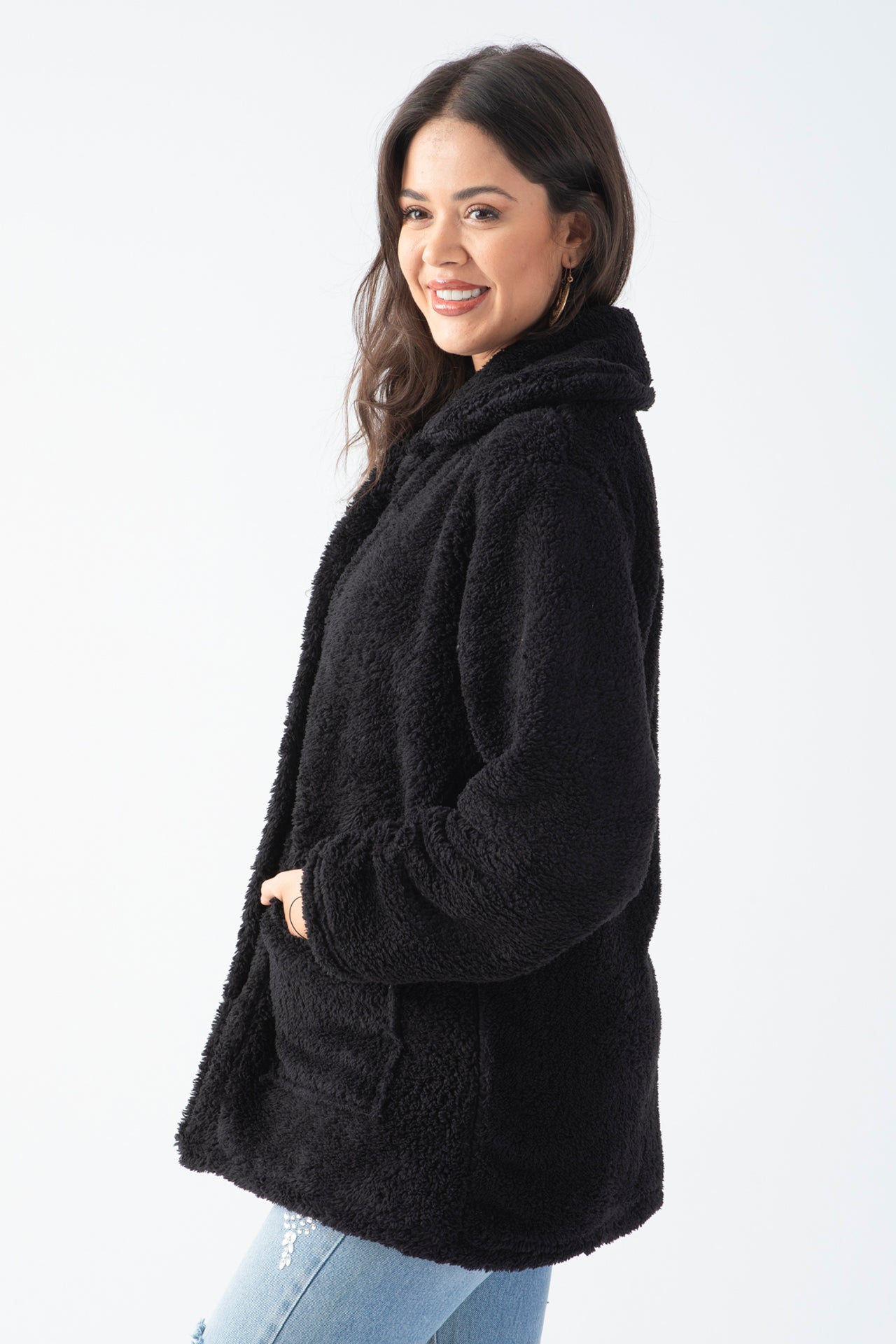Kadın Siyah Dik Yaka Düğmeli Peluş Hırka