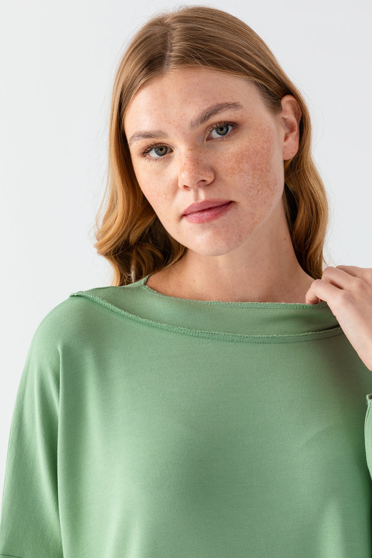 Kadın Su Yeşili Eteği Asimetrik Salaş Kesim Basic Tunik