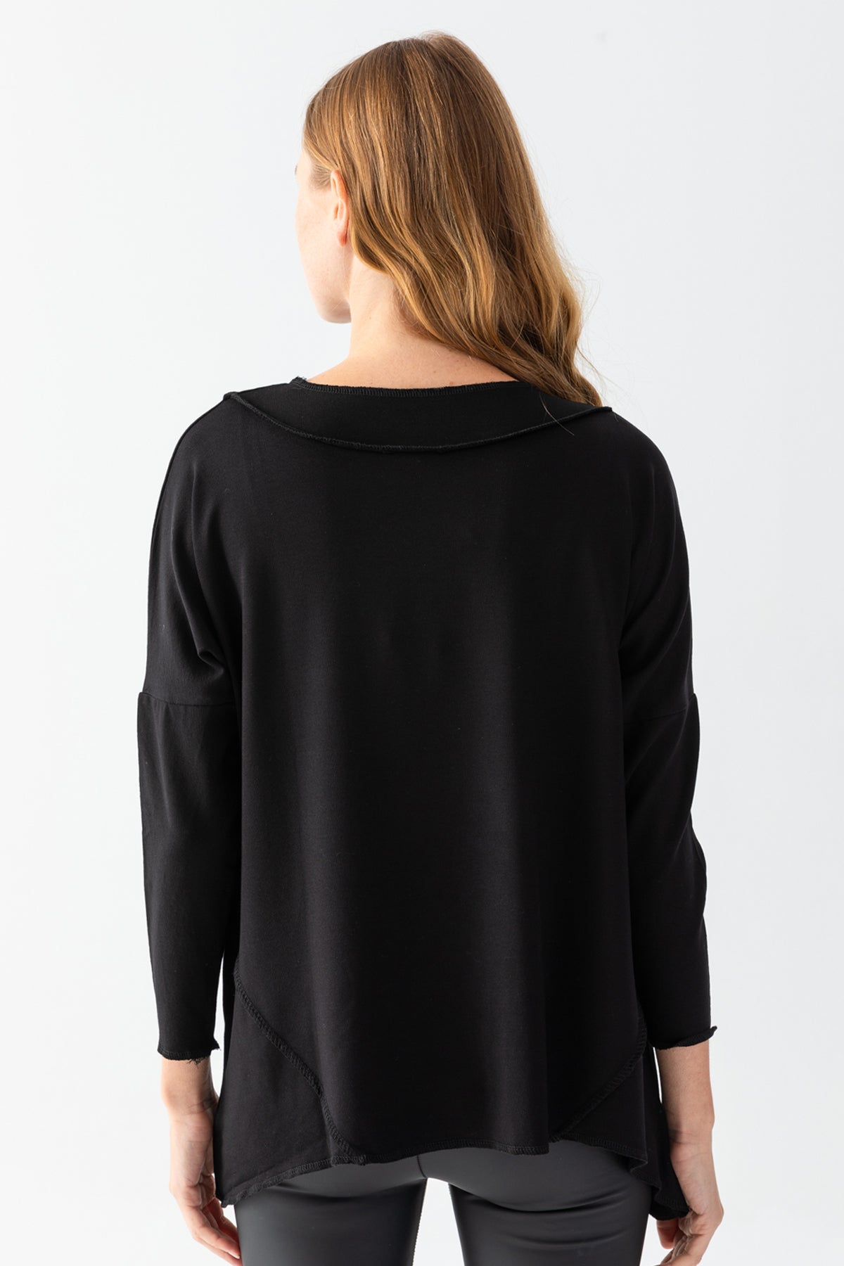 Kadın Siyah Eteği Asimetrik Salaş Kesim Basic Tunik