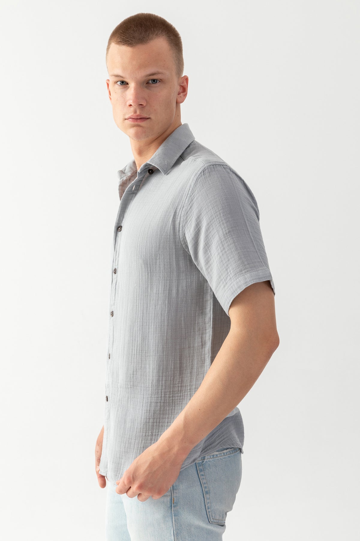Erkek Gri %100 Pamuk Kısa Kollu Regular Fit Bürümcük Müslin Gömlek