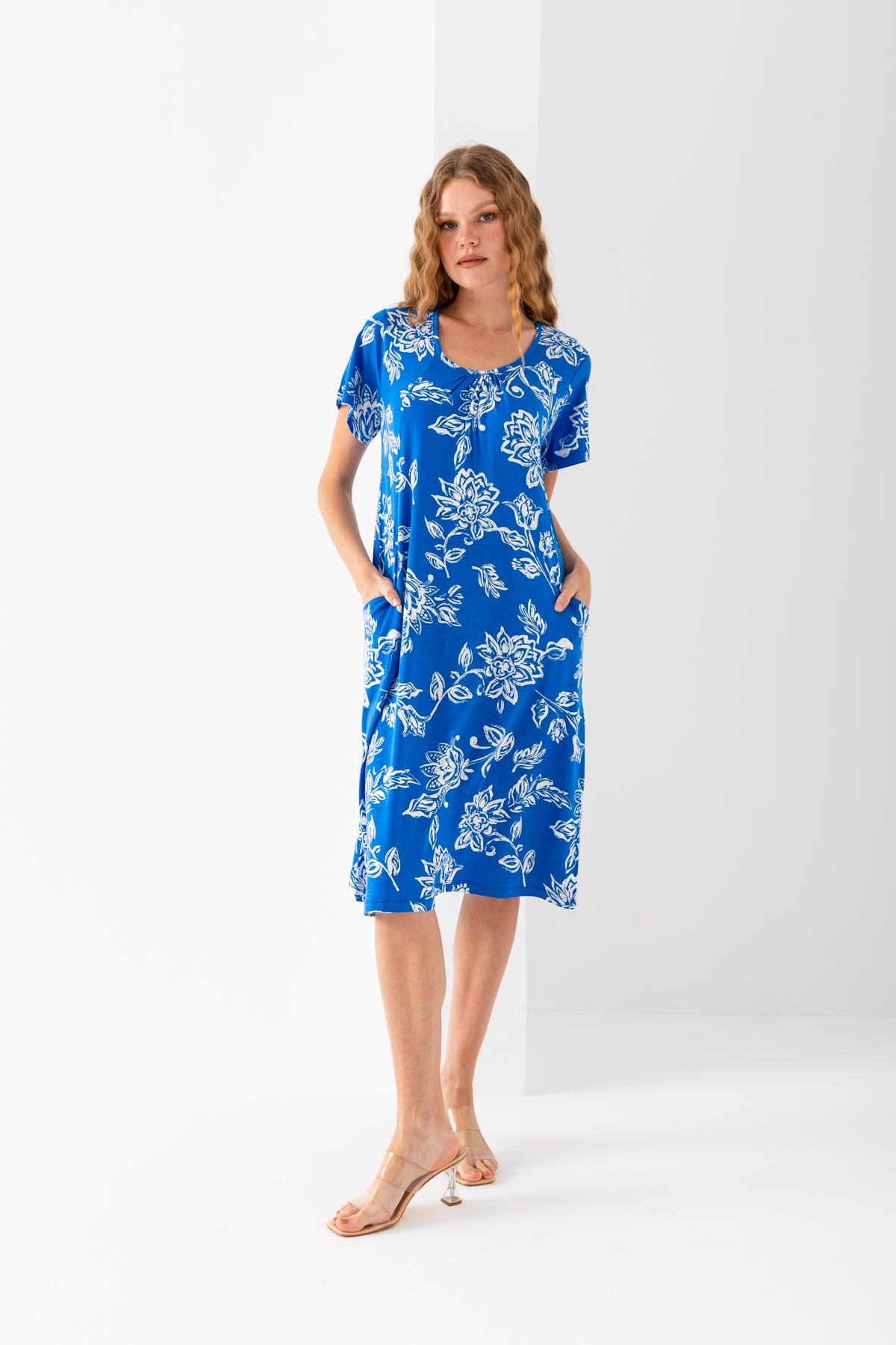 Kadın Mavi Beyaz Yakası Büzgülü Yandan Cepli Viskon Penye Elbise