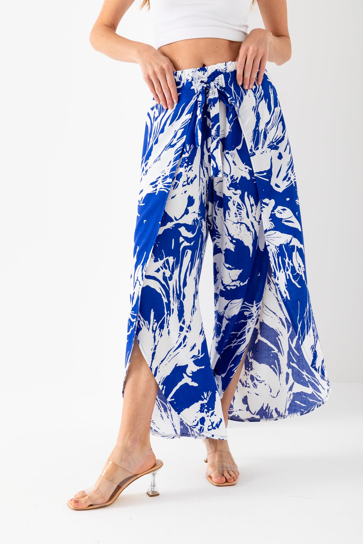 Kadın Saks Beyaz Zarf Kapaklı İçe Katlamalı İçi Şortlu Viskon Dokuma Şalvar Pantolon