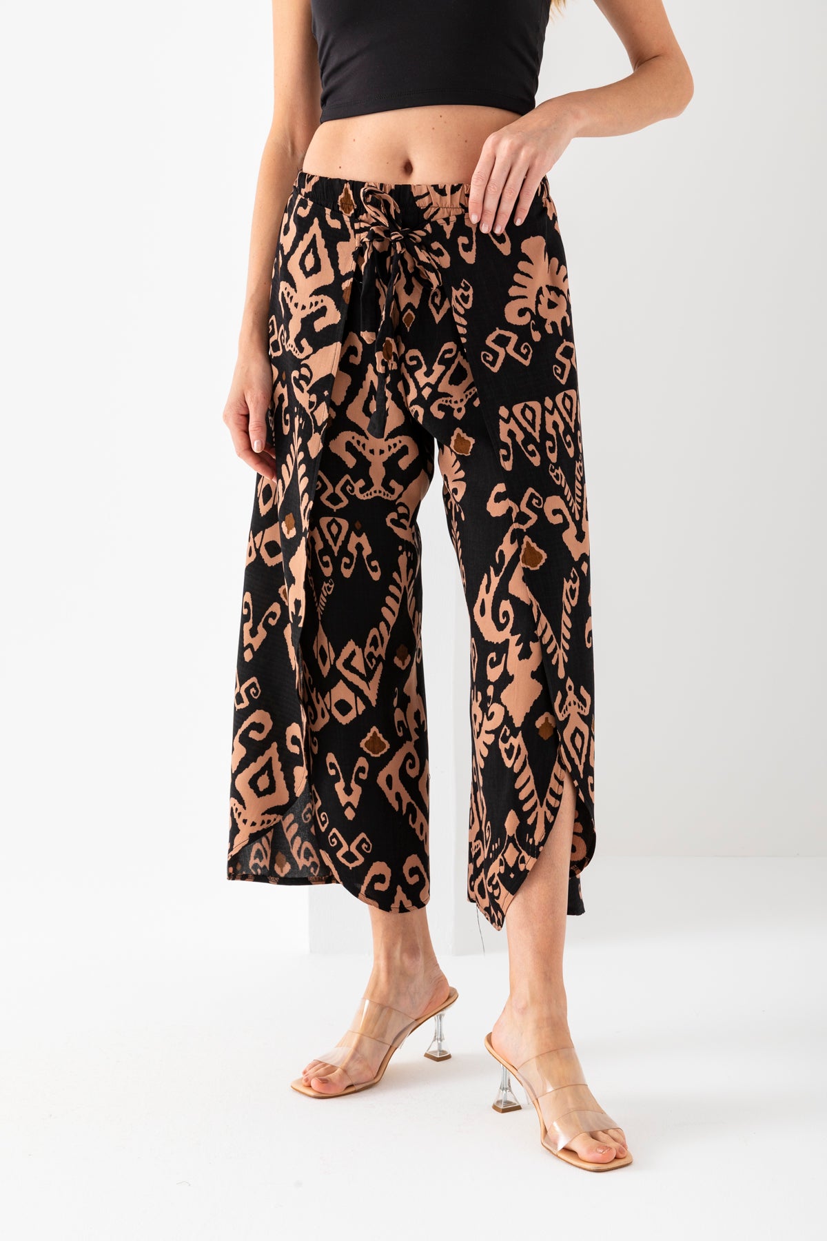 Kadın Siyah Mokka Zarf Kapaklı İçe Katlamalı İçi Şortlu Viskon Dokuma Şalvar Pantolon