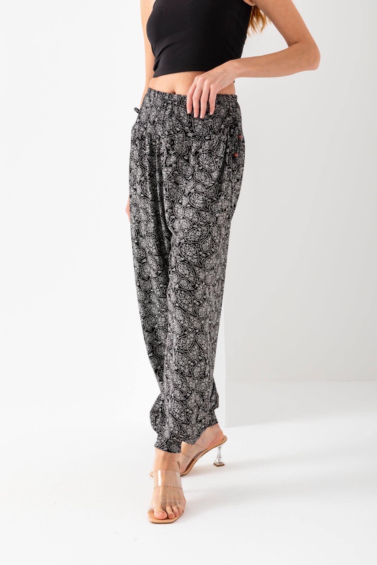 Kadın Siyah Beyaz Yanları Bağcıklı Yüksek Bel Manşetli Paça Şalvar Pantolon