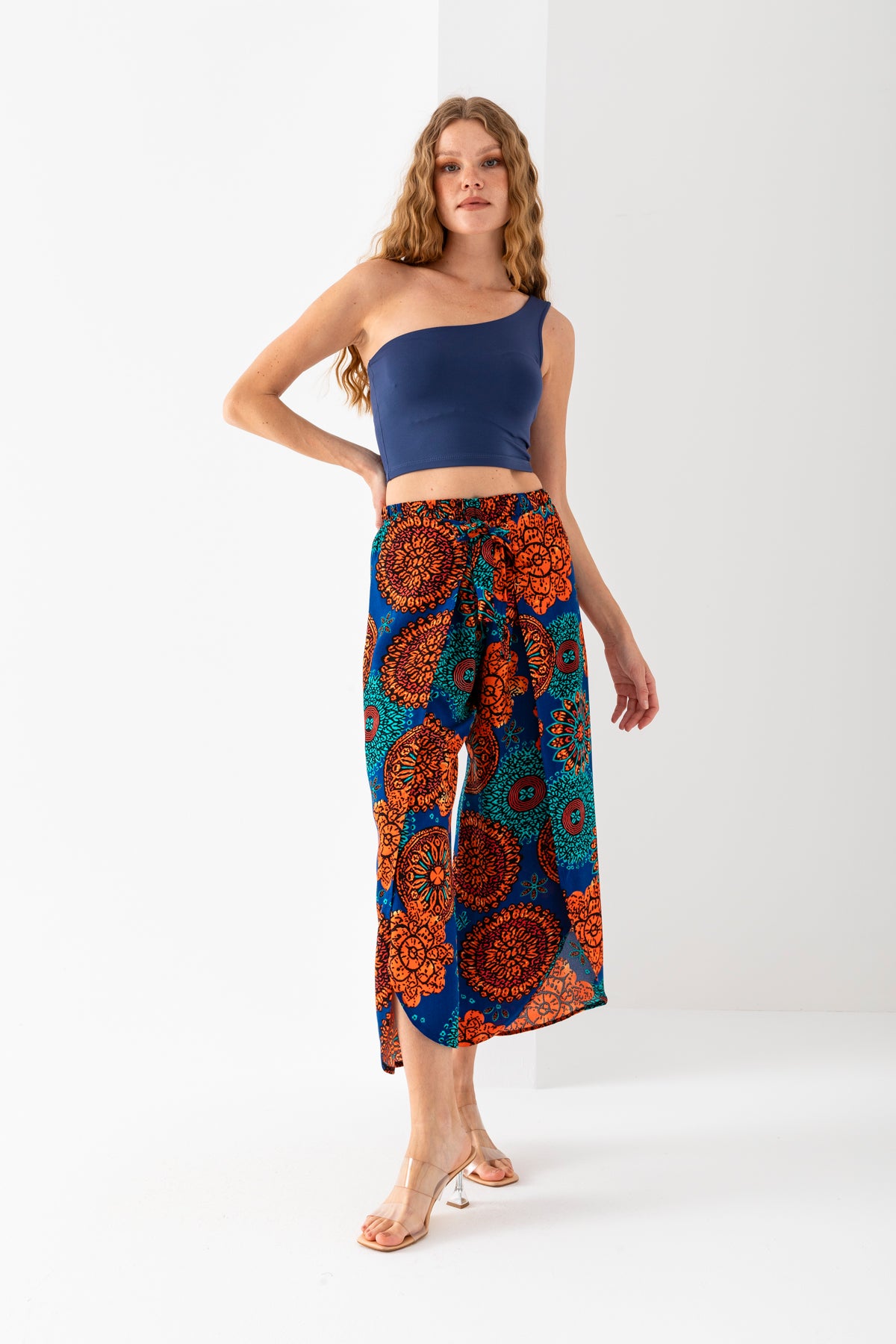 Kadın Turuncu Petrol  Beyaz Zarf Kapaklı İçe Katlamalı İçi Şortlu Viskon Dokuma Şalvar Pantolon