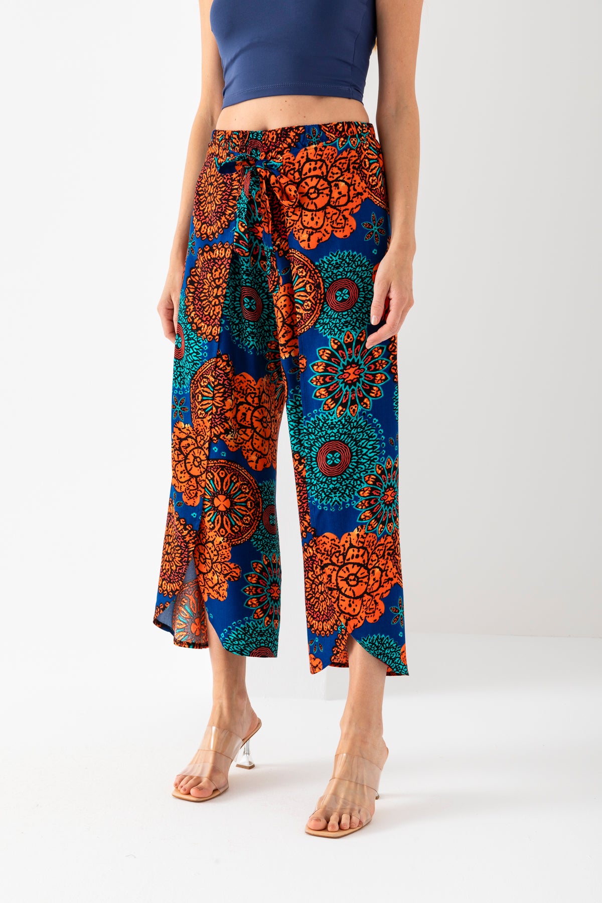 Kadın Turuncu Petrol  Beyaz Zarf Kapaklı İçe Katlamalı İçi Şortlu Viskon Dokuma Şalvar Pantolon