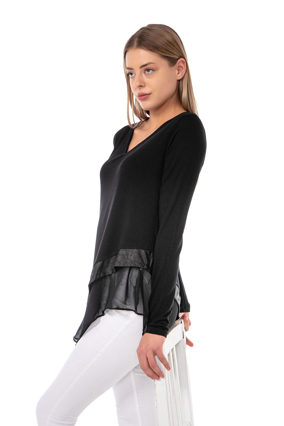 Kadın Siyah V Yaka Uzun Kollu Şifon Astarlı Eteği Deri Detaylı Asimetrik Mevsimlik Triko Tunik Bluz