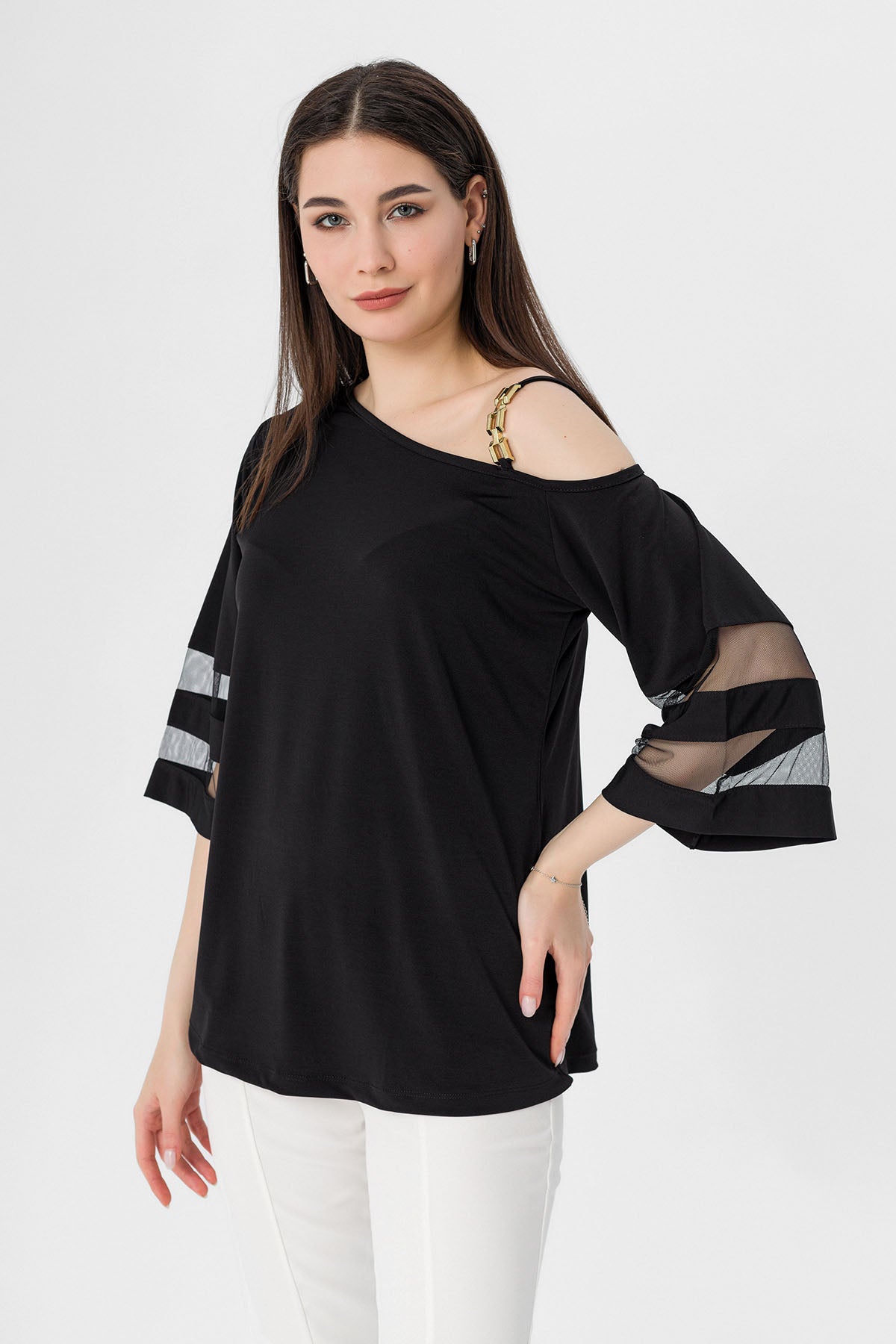 Kadın Siyah Tek Omzu Askılı Kolları Tül Detaylı Kayık Yaka Bluz