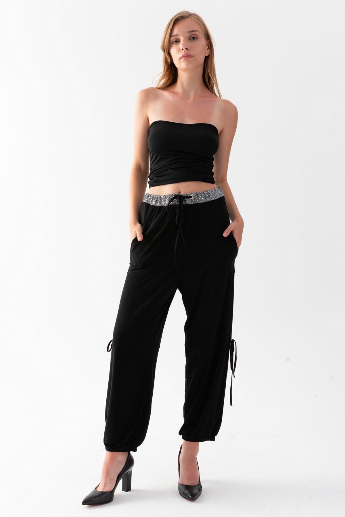 Kadın Siyah Beli Parıltı Detaylı Paçaları Manşetli Jarse Şalvar Pantolon