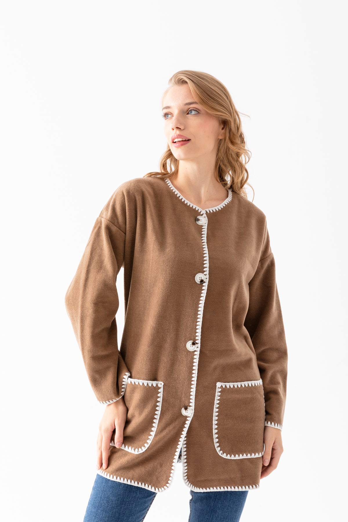 Kadın Açık Kahve Atkılı Takım Kenarları Nakışlı Uzun Kol Polar Hırka