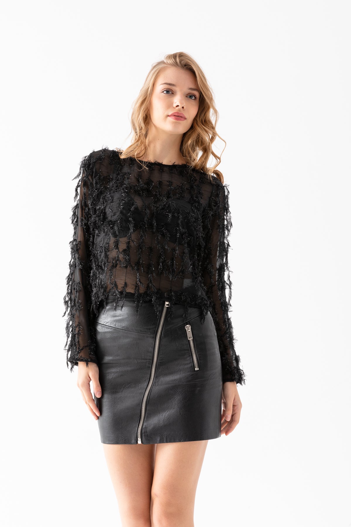 Kadın Siyah Sim Saçaklı Transparan Bluz