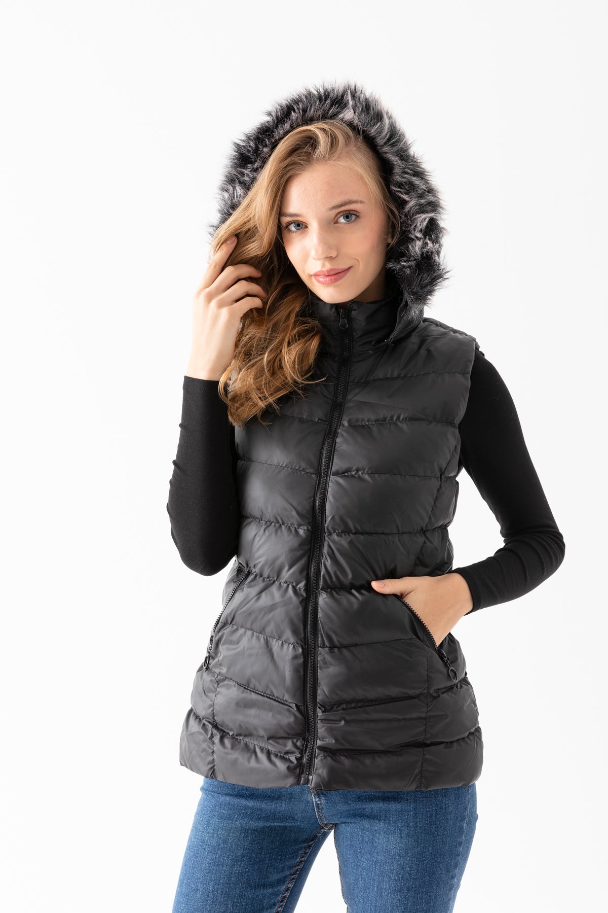 Kadın Siyah Kapüşonlu Fermuarlı Şişme Yelek