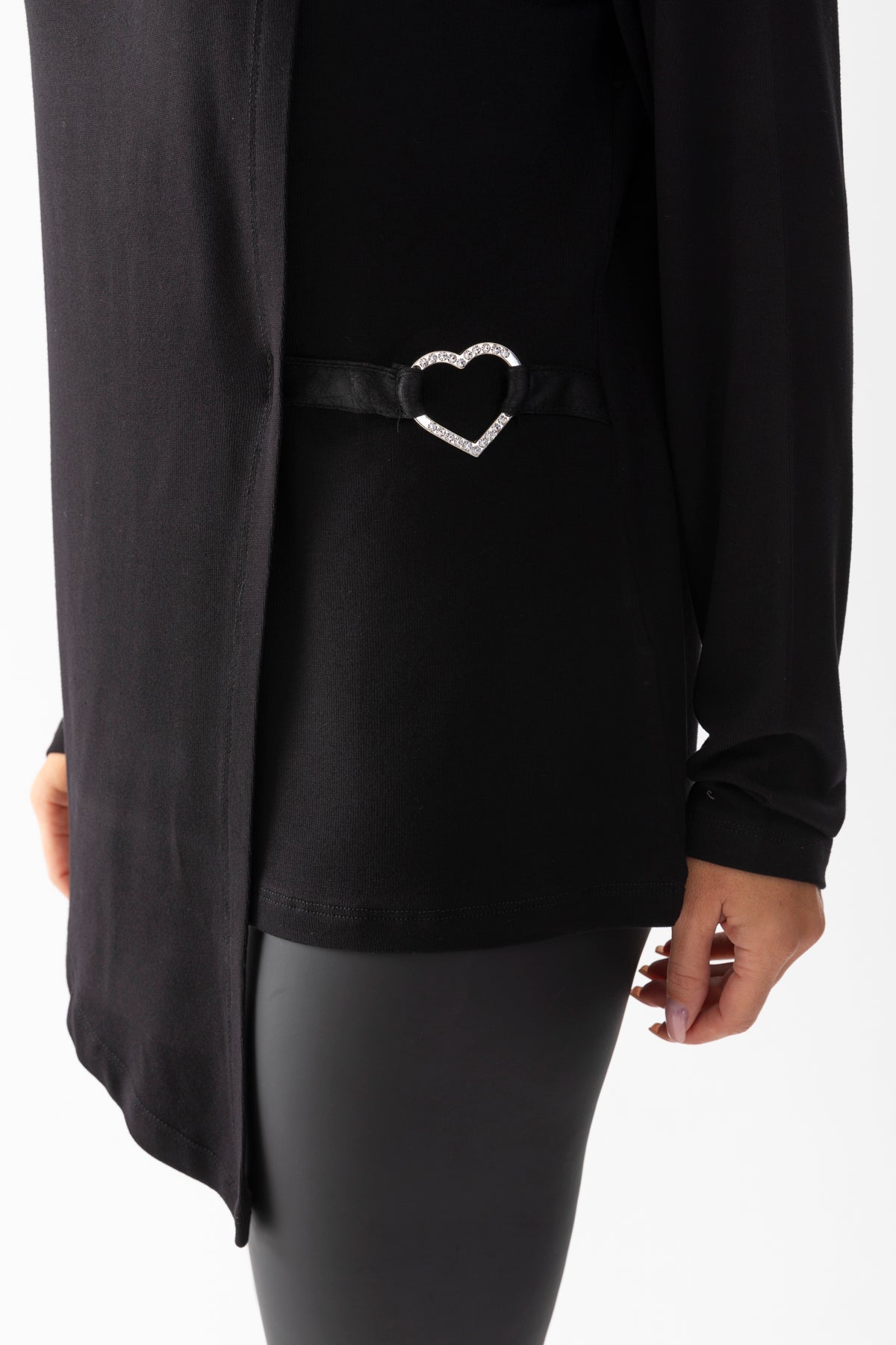 Kadın Siyah Katlamalı Detaylı Uzun Kollu Tunik