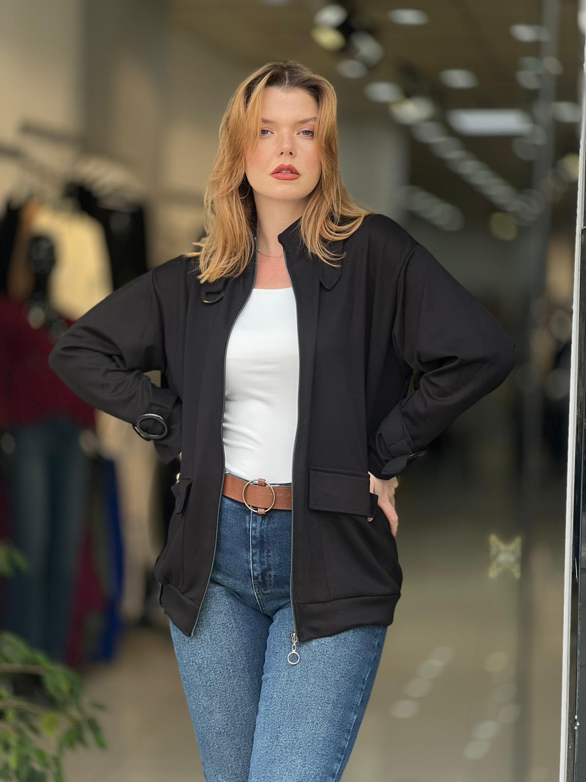 Kadın Siyah Toka Detaylı Cepli Modal Ceket