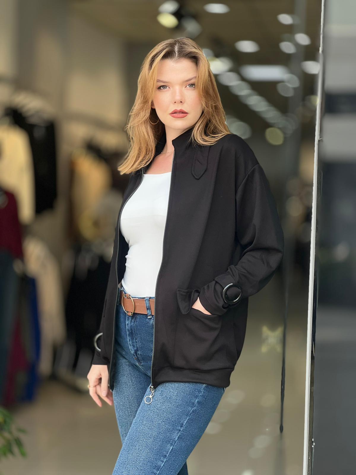 Kadın Siyah Toka Detaylı Cepli Modal Ceket